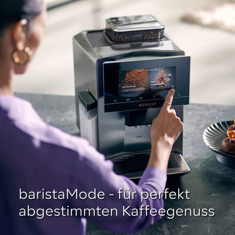 Siemens EQ900 TQ903D03 – Machine à Café Automatique avec Écran Tactile, AromaBoost, Mode Barista, Broyeur Premium, 1500W, Inox