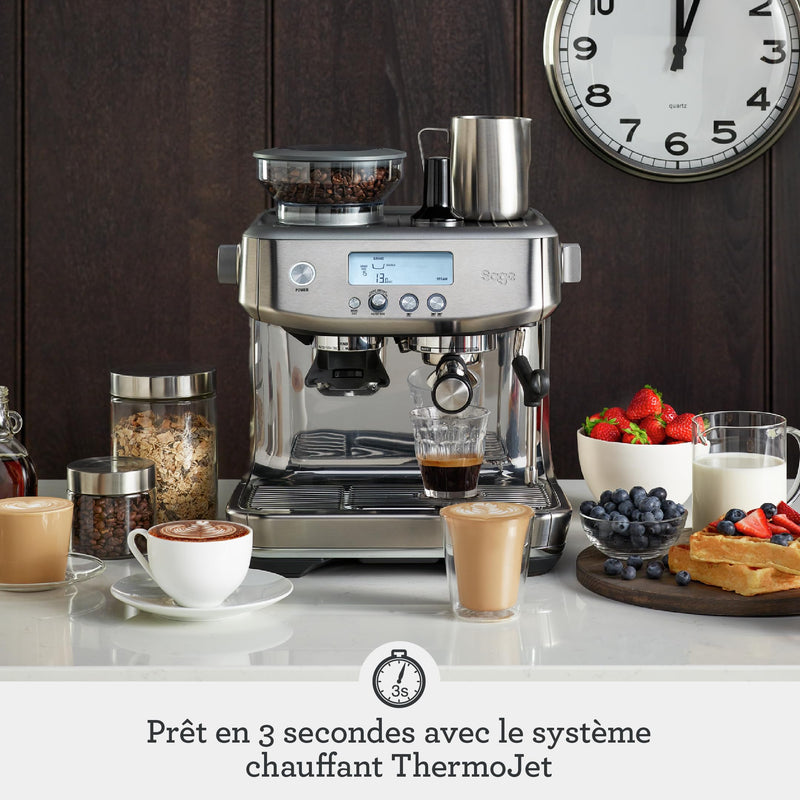 Sage The Barista Pro – Machine à Café Expresso avec Mousseur Manuel et Moulin Conique, 30 Réglages, 1650W, Pichet et Tamper Inclus, Acier Inoxydable Noir